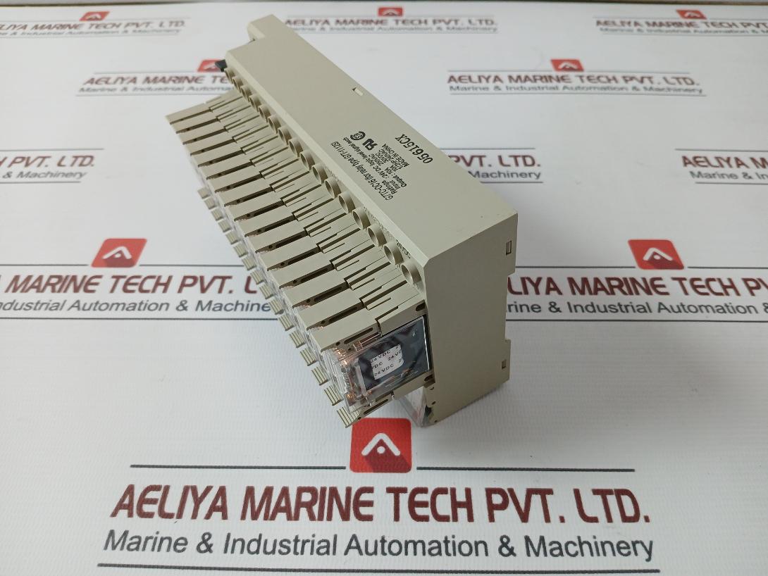 Omron P7Tf-os16 I/O Relay Module Rack 24Vdc 10A 250Vac 05615Cx G7T-1112S 01615Cx