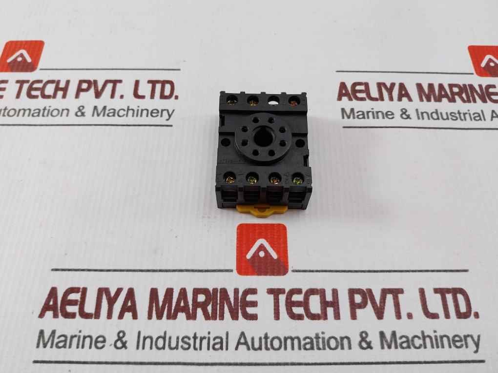 Omron Pf083A-e Relay Base Socket – Din Rail