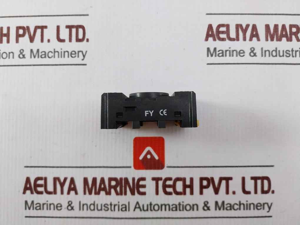 Omron Pf083A-e Relay Base Socket – Din Rail