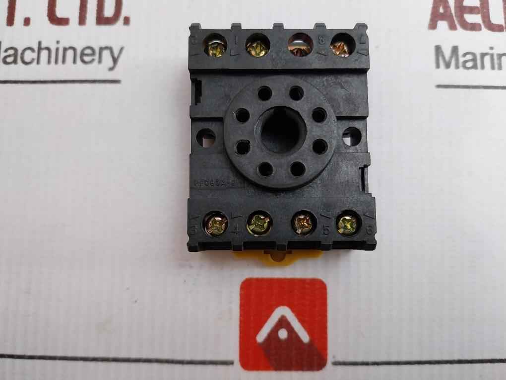 Omron Pf083A-e Relay Base Socket – Din Rail