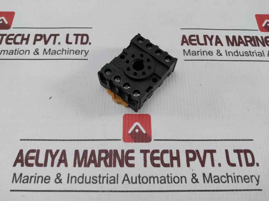 Omron Pf083A-e Relay Socket 10A 250V~