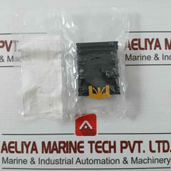 Omron Pf083A Relay Socket
