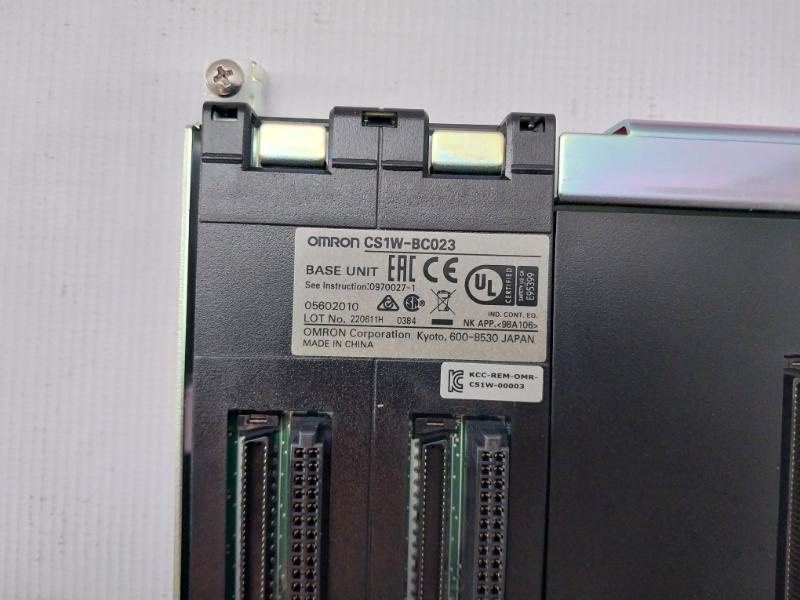 Omron Plc Controller System Cs1W-clk13, Cs1W-bc023, C200Hw-pa209R Cs1W-sp001