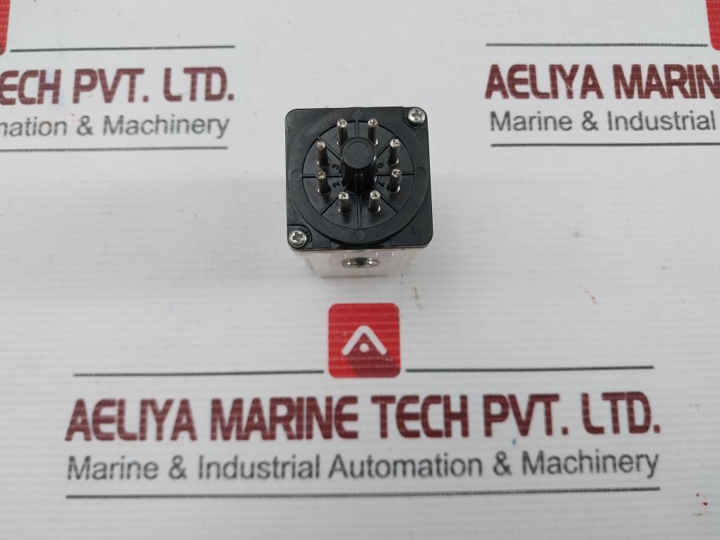Omron Power Relay Part No: My4-tf, 200/220Vac 60W 50/60Hz