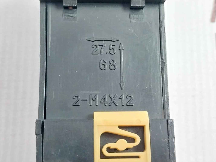 Omron Ptf11A Relay Socket Din Rail Mount