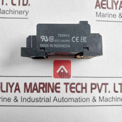 Omron Ptf14A-e Relay Socket Max.10A 240V 1339H2