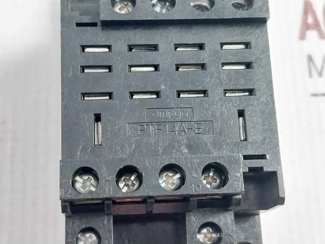 Omron Ptf14A-e Relay Socket Max.10A 240V 1339H2