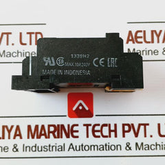 Omron Ptf14a-e Relay Base Max 10a 240v