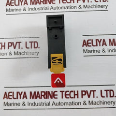 Omron Pyf-08A-p Din Rail/Surface Mounting 8-pin Socket