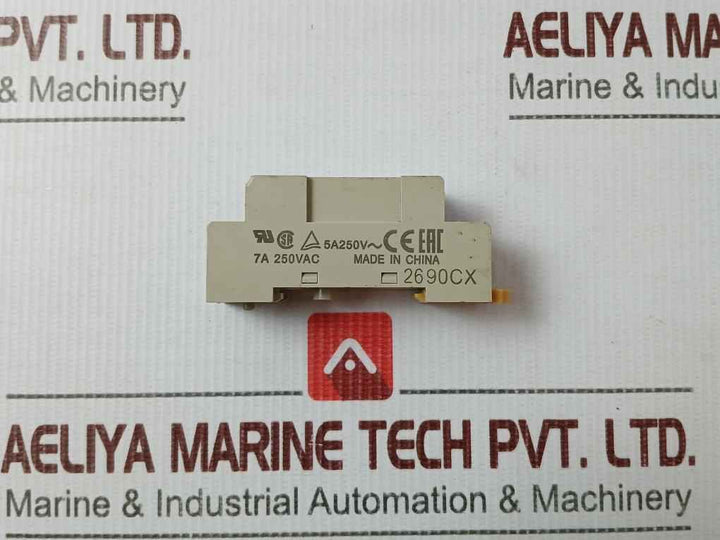 Omron Pyf08A-n Base Relay Socket 5A 250Vac 2690Cx