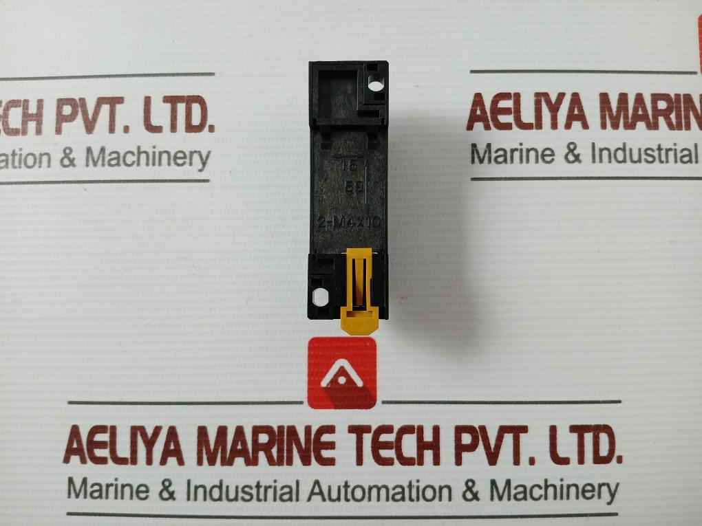 Omron Pyf08A Relay Base Module
