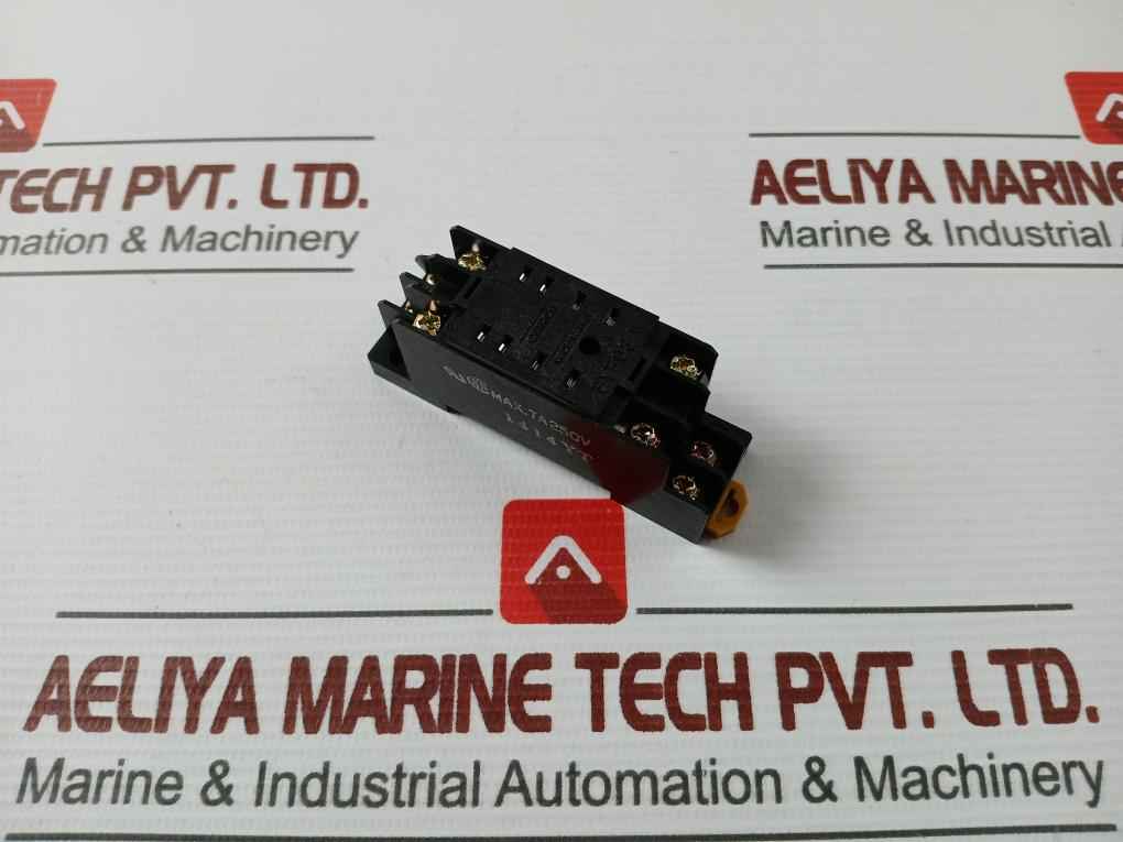 Omron Pyf08A Relay Base Module