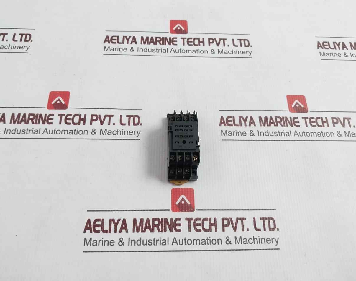 Omron Pyf14A Relay Socket Max. 5A 250V 2246Yt