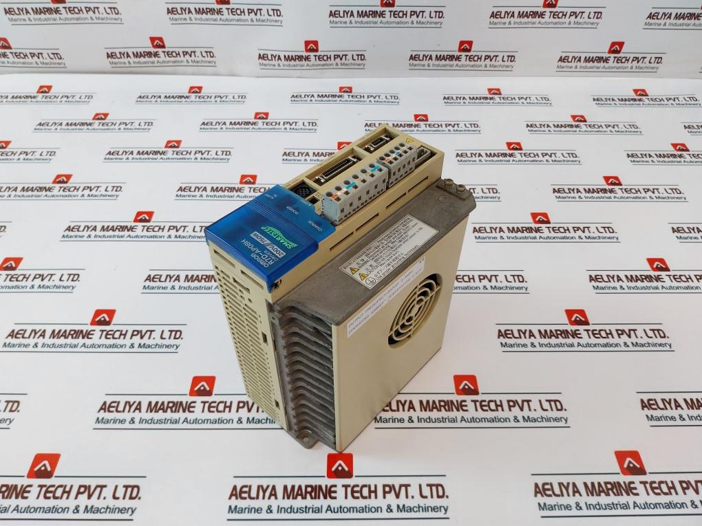 Omron R7D-ap04H Servo Drive 200V-230Vac 50/60Hz