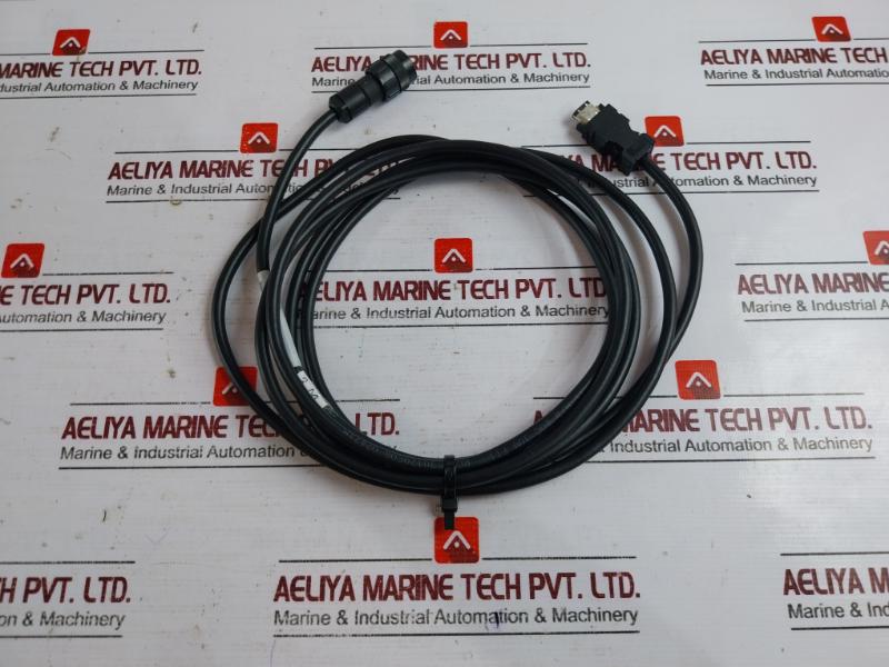 Omron R88A-cr1B003V Servo Motor Power Cable 3M 3E306