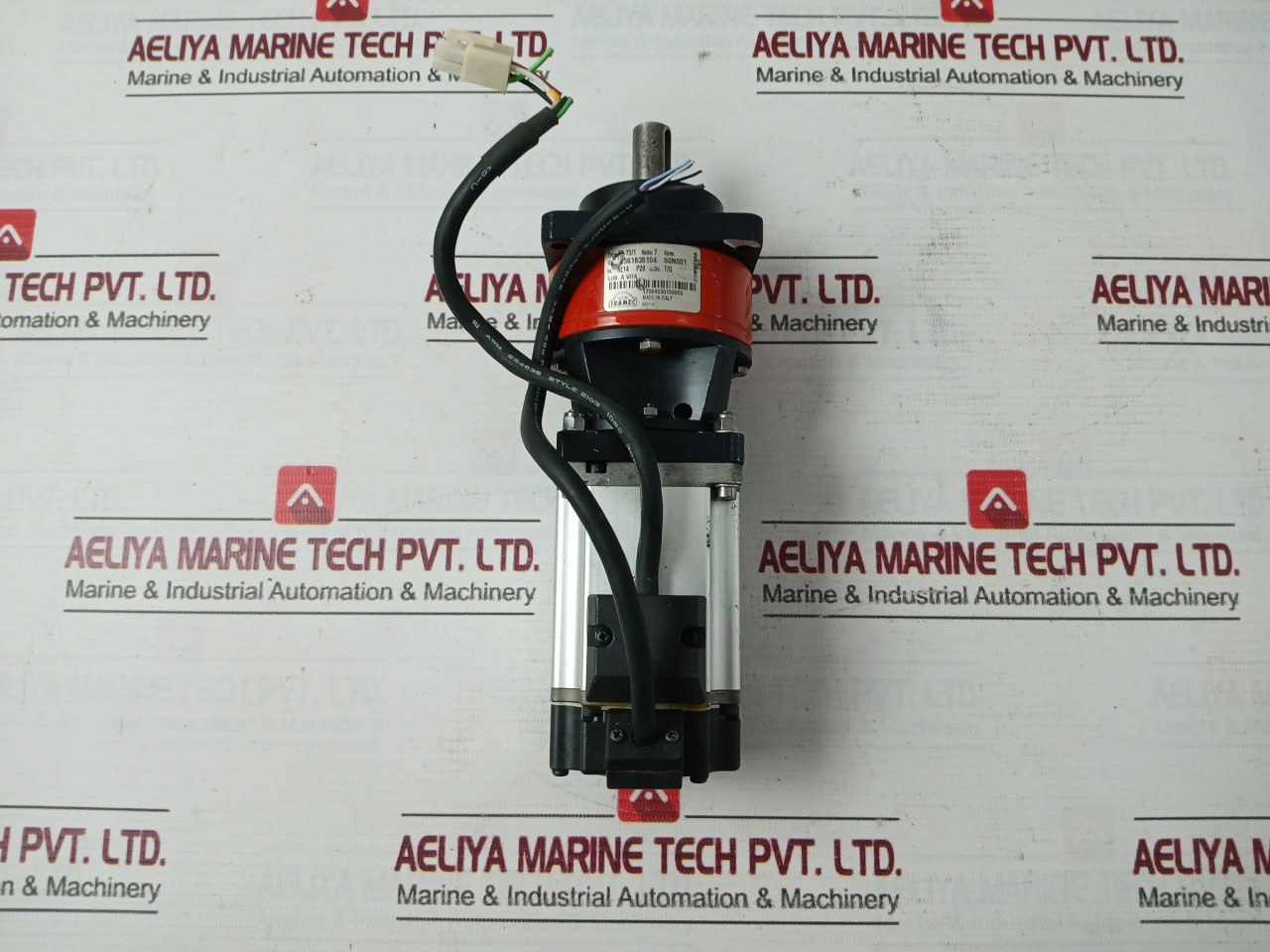 Omron R88M-g40030H-s2 Ac Servo Motor 0.4 Kw 200 Hz Ratio 7