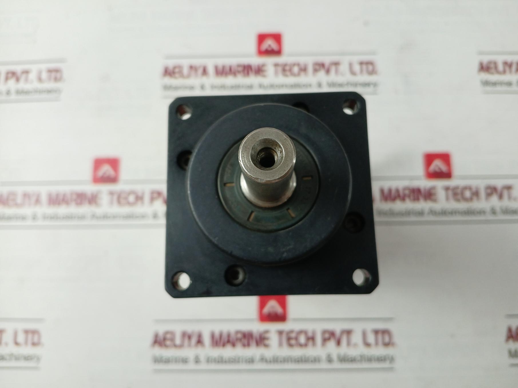 Omron R88M-g40030H-s2 Ac Servo Motor 0.4 Kw 200 Hz Ratio 7