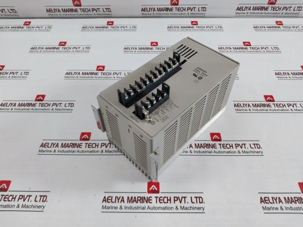 Omron S82L-1524 Switching Power Supply 100-120V 3.5A 50/60Hz 7A