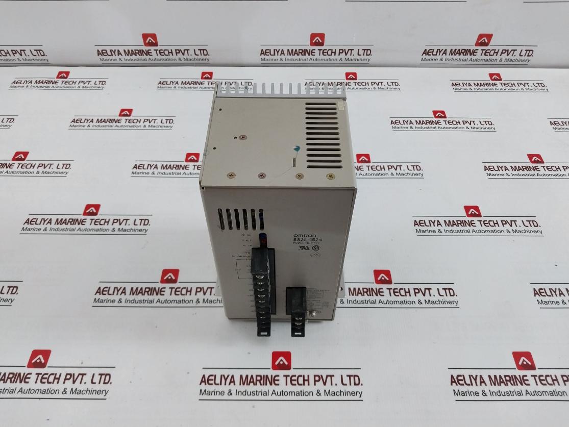Omron S82L-1524 Switching Power Supply 100-120V 3.5A 50/60Hz 7A