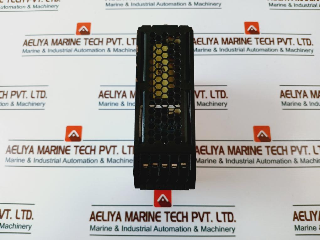 Omron S8Vk-c12024 Book Type Power Supply Din Rail Mounting 100-240Vac 50/60Hz