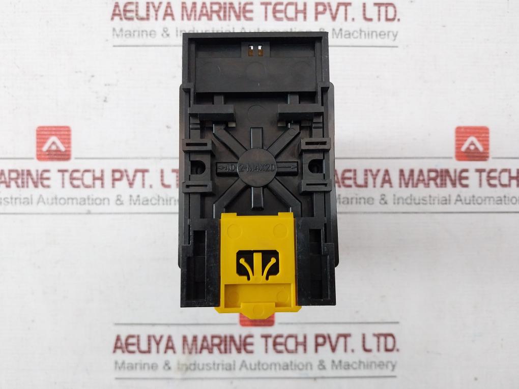 Omron Sdv-fh6 Voltage Sensor 100/110Vac 2A 220Vac 24Vdc 0.35A 125Vdc 250V 7.5A