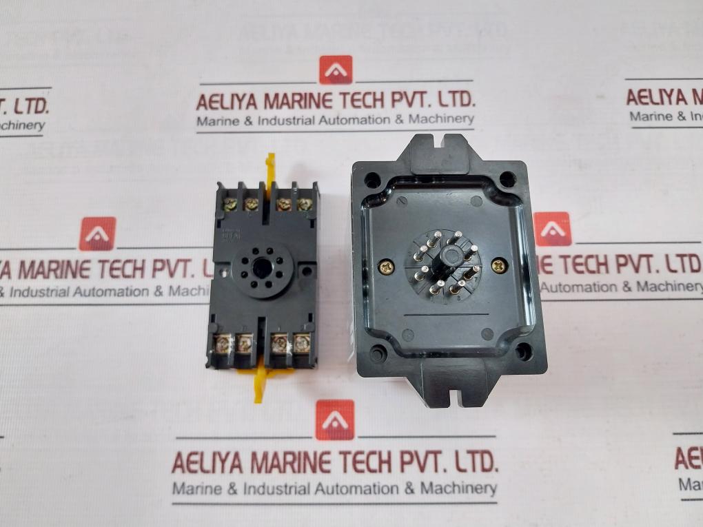 Omron Sdv-fm6 Voltage Sensor With Base Ac100/110V 8Pfa1 2A 24Vdc