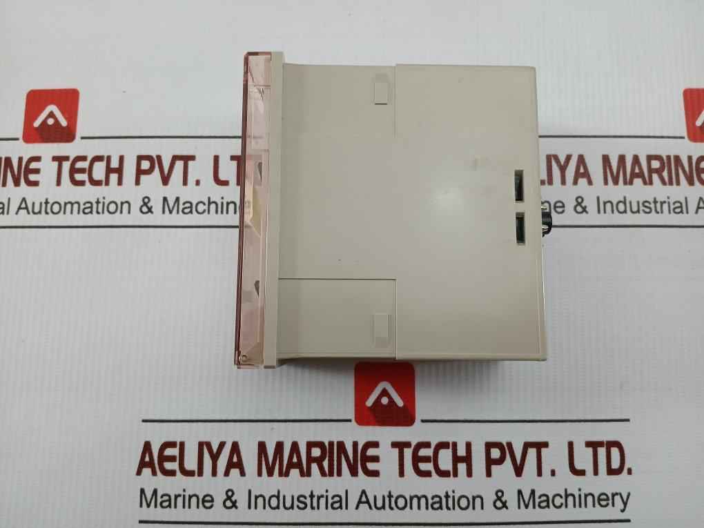 Motor Relay 50/60Hz 100/110/120Vac Omron Se-kp1N