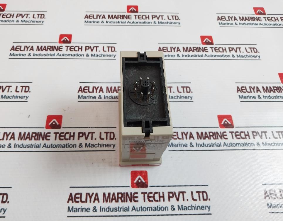 Omron Se-kp2N Motor Relay 1-10 Sec 4-10A 50/60Hz