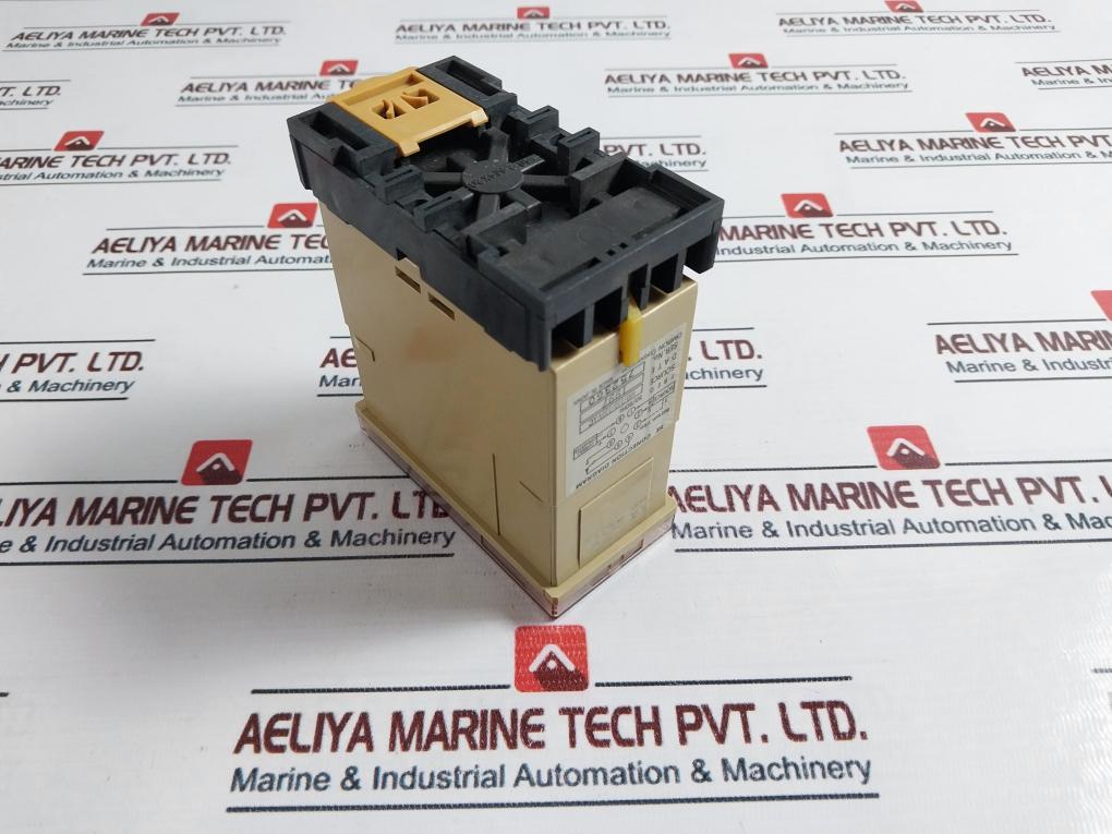 Omron Se-sp1N Motor Relay 1-10 Sec, 250V 7.5A 50/60Hz