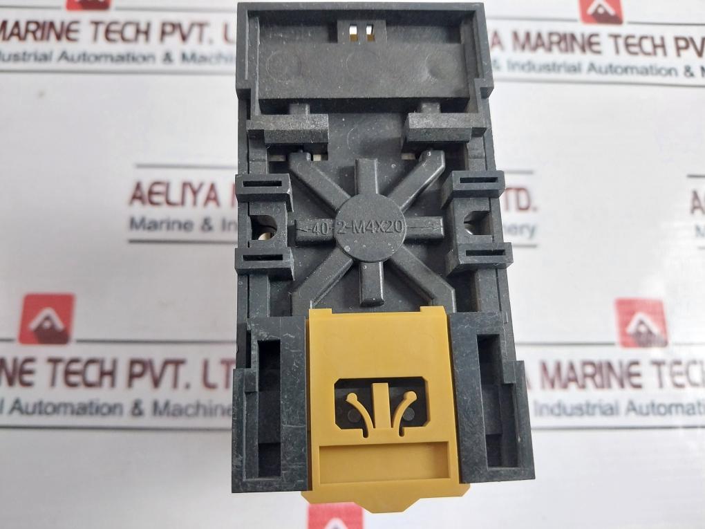 Omron Se-sp1N Motor Relay 1-10 Sec, 250V 7.5A 50/60Hz