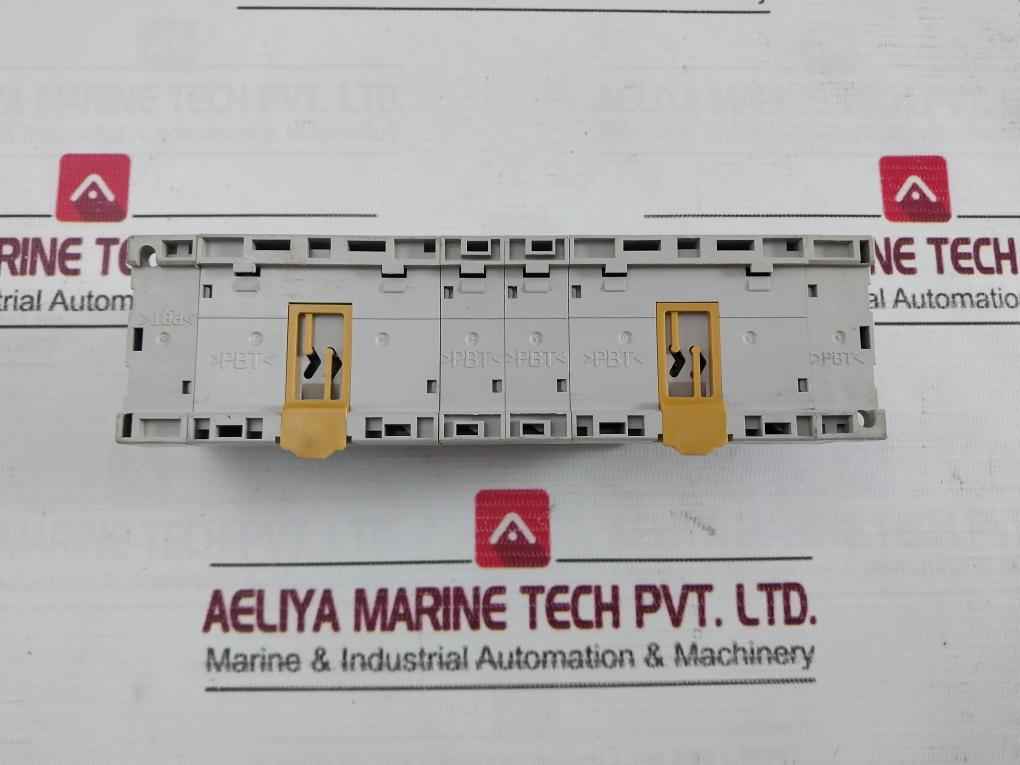 Omron Srt2-id16T-1 Remote Terminal 24V Dc 6Ma/Point (Not Working)