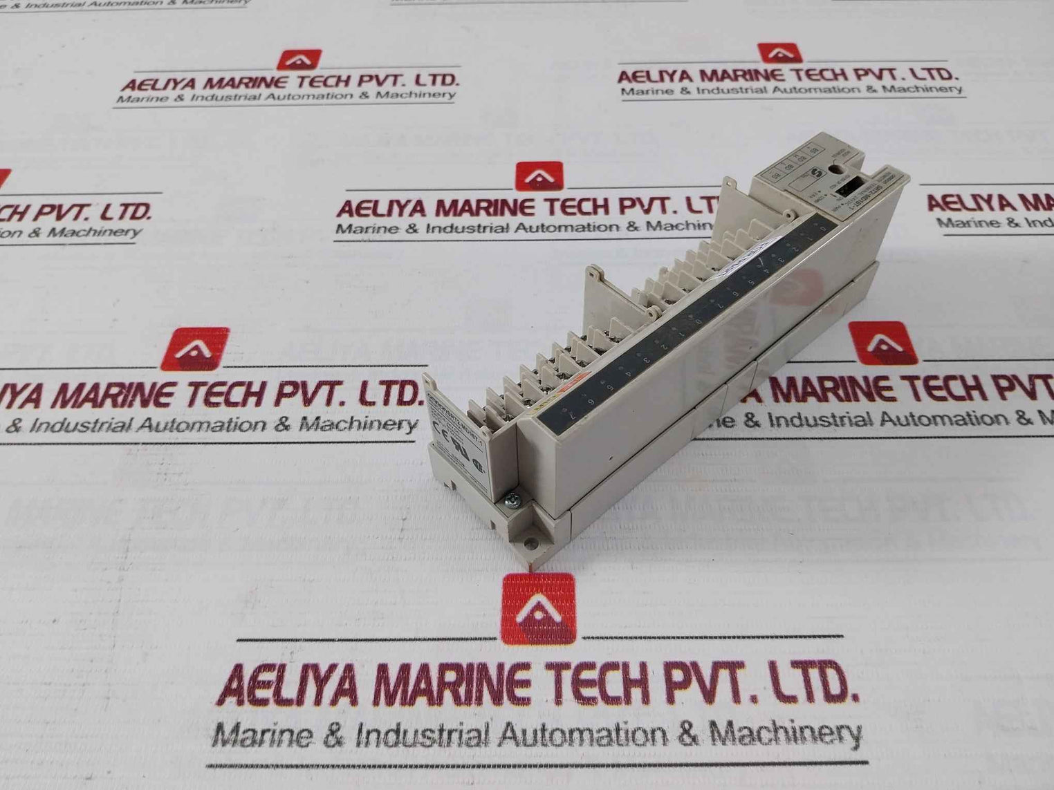 Omron Srt2-md16T-1 Remote Terminal Module 6Ma 24Vdc (Not Working)