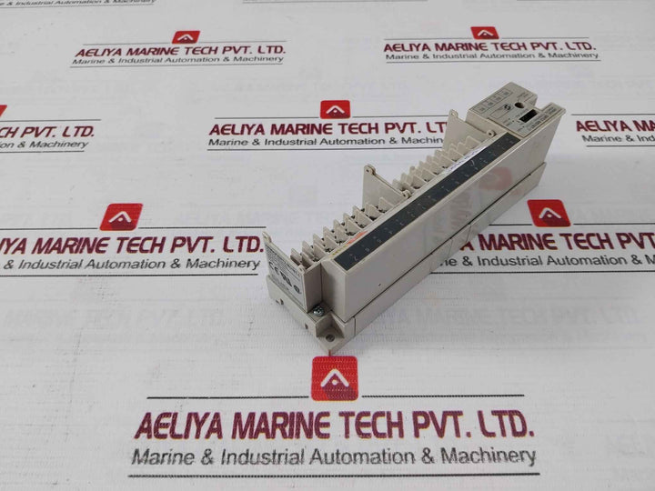 Omron Srt2-md16T-1 Remote Terminal Module 6Ma 24Vdc (Not Working)
