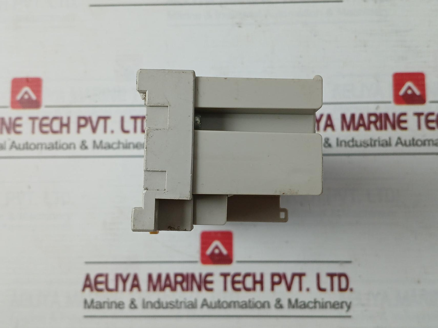 Omron Srt2-od16T-1 Remote Terminal 24V Dc(Not Working)