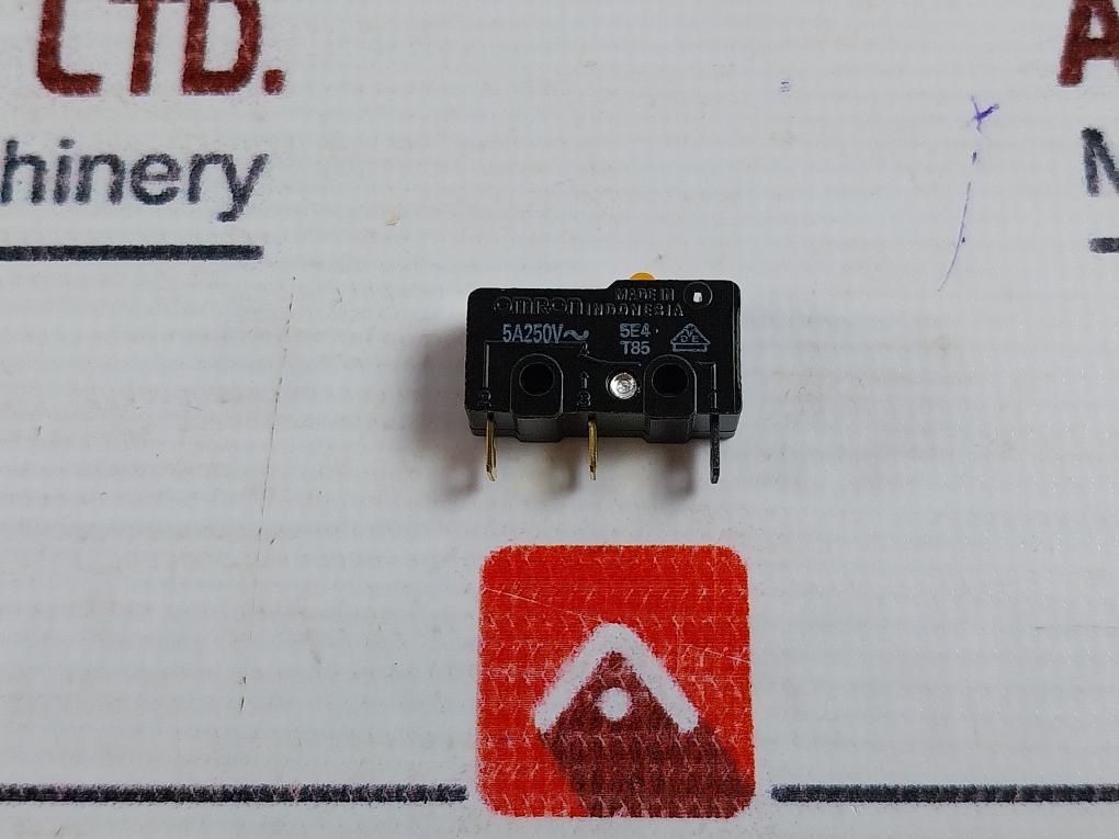 Omron Ss-5 Microswitch Pin Plunger 5A 125Vac