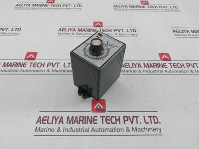 Omron Stp-n Subminy Motor-driven Timer Module 0-66 Seconds 100/110V 50/60Hz
