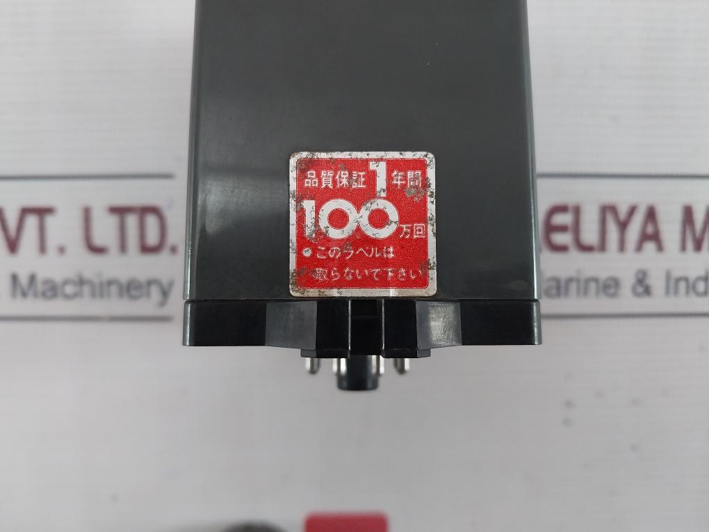 Omron Stp-n Subminy Timer 0-36 Seconds 100/110V 220Vac 50/60Hz 6Va 0.5 Sec