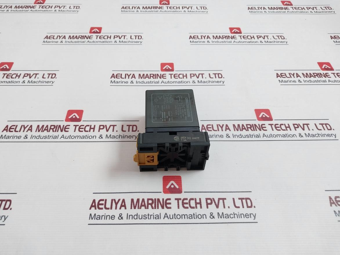 Omron Stp-n Subminy Timer 0 To 10 Sec 200/220V 60Hz 8Pfa