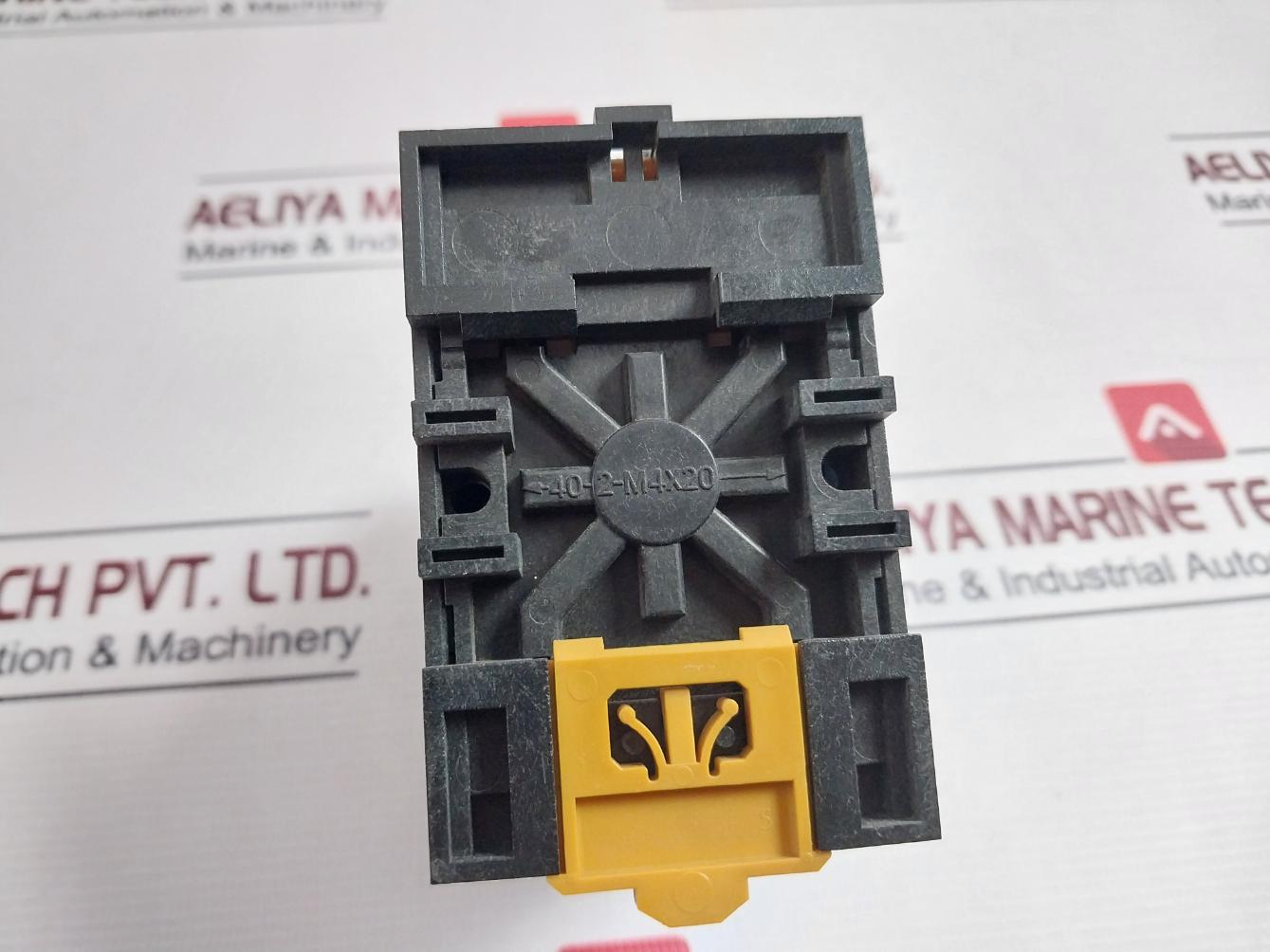 Omron Stp-n Subminy Timer 0 To 10 Sec 200/220V 60Hz 8Pfa