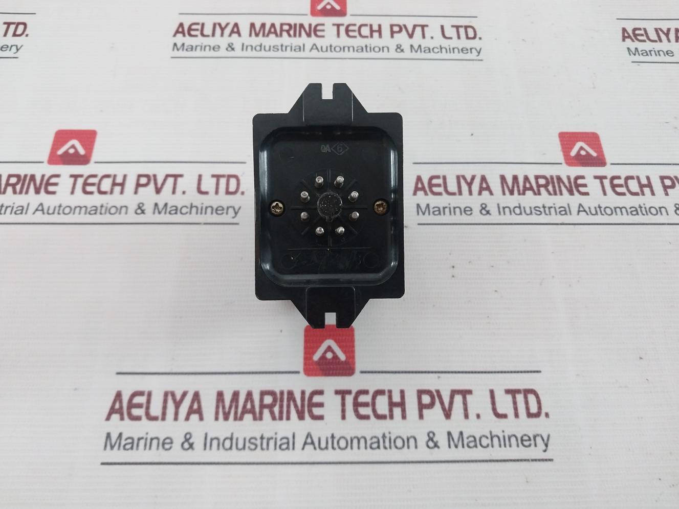 Omron Stp-n Subminy Timer 0 To 6 Seconds 110Vac 220Vac 50/60Hz