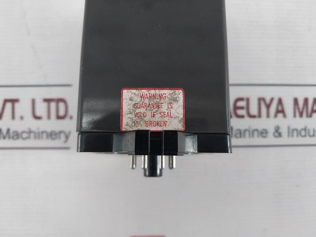 Omron Stp-n Subminy Timer Module 0-210 Seconds 0-180 Sec 220Vac 50/60Hz