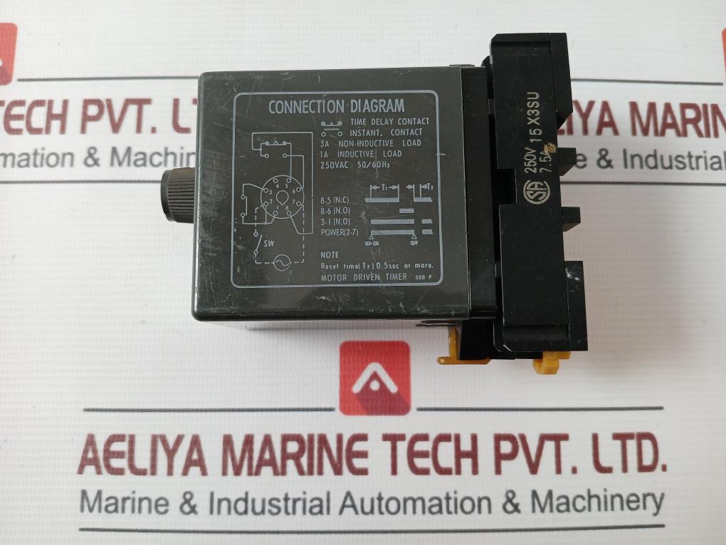 Omron Stp-n Subminy Timer With Base 0-60/72 Seconds 100/110V 50/60Hz 7.5A