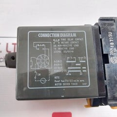 Omron Stp-n Subminy Timer With Socket 8Pfa 0-60/72 Seconds 250Vac 50/60Hz 7.5A