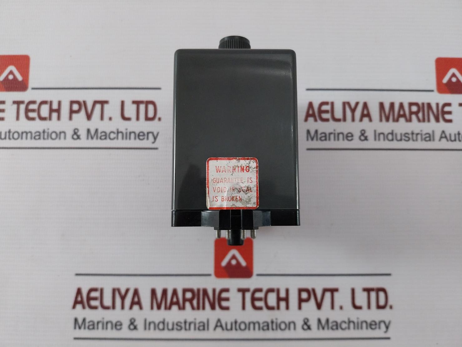 Omron Stp-nh Subminy Timer 110Vac 220Vac 50/60Hz 6Va 0-180 Seconds, 0-210 Sec