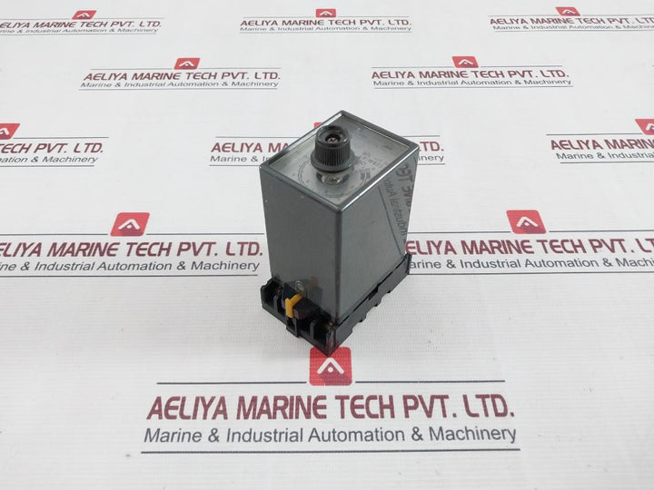 Omron Stp-nm Subminy Time Delay Relay Pat. No. 404810 226731 3Pend