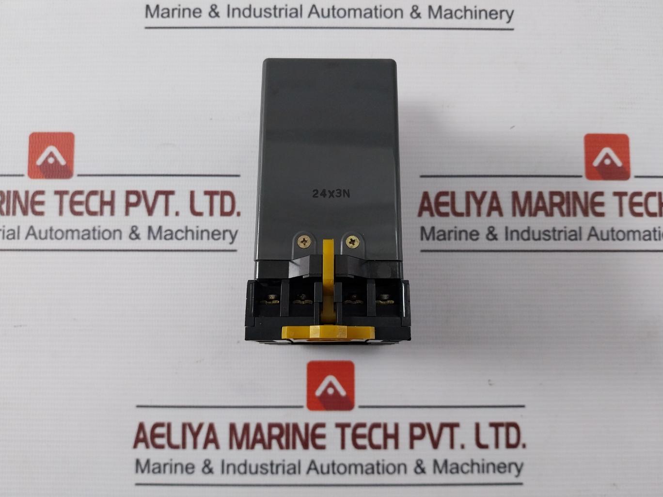 Omron Stp-nm Subminy Timer 250Vac 50/60Hz