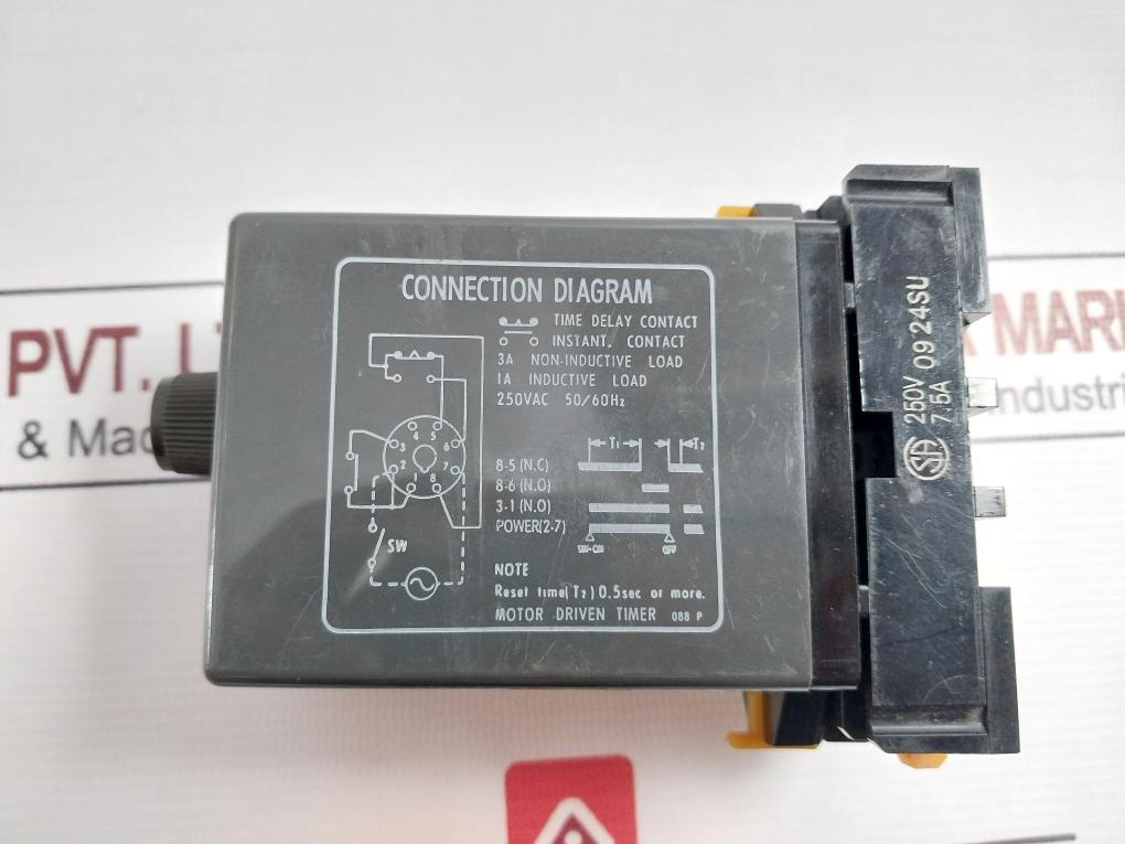 Omron Stp-nm Subminy Timer W/ Socket Base 8Pfa 0-5 Sec 60Hz 0-6Sec 50Hz 250Vac