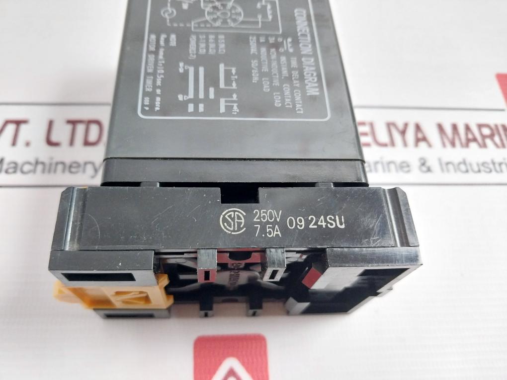 Omron Stp-nm Subminy Timer W/ Socket Base 8Pfa 0-5 Sec 60Hz 0-6Sec 50Hz 250Vac