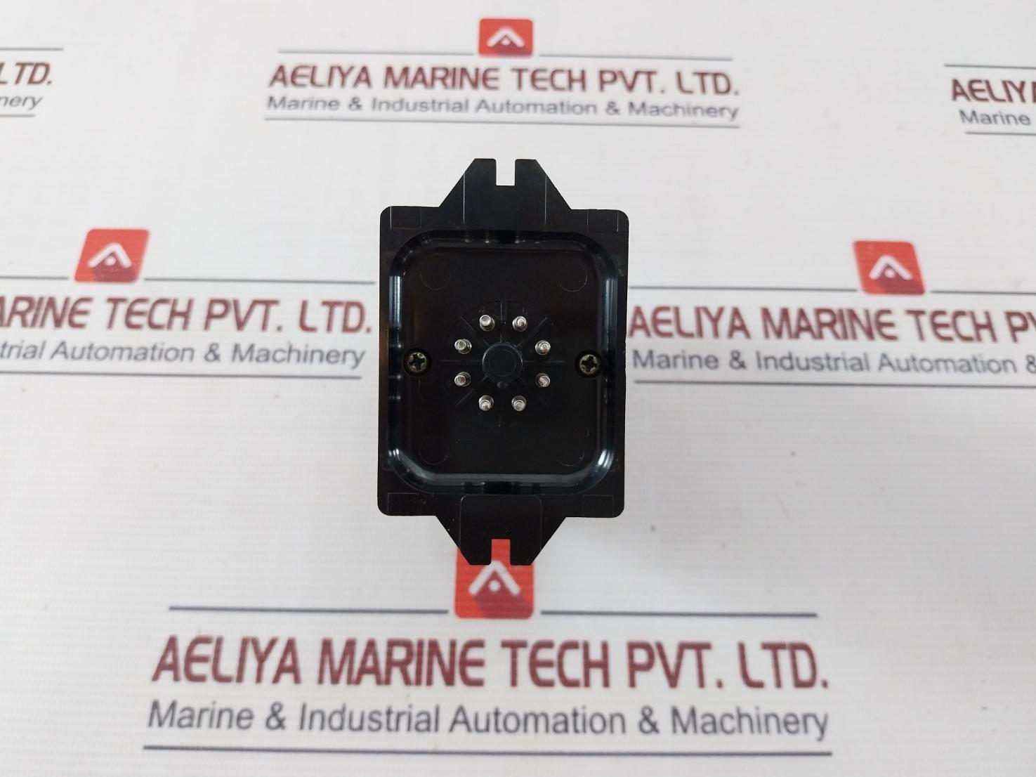 Omron Stp-nm Subminy Timer With Base 100/110V 60Hz 0.5Sec 8Pfa 0-12Hours