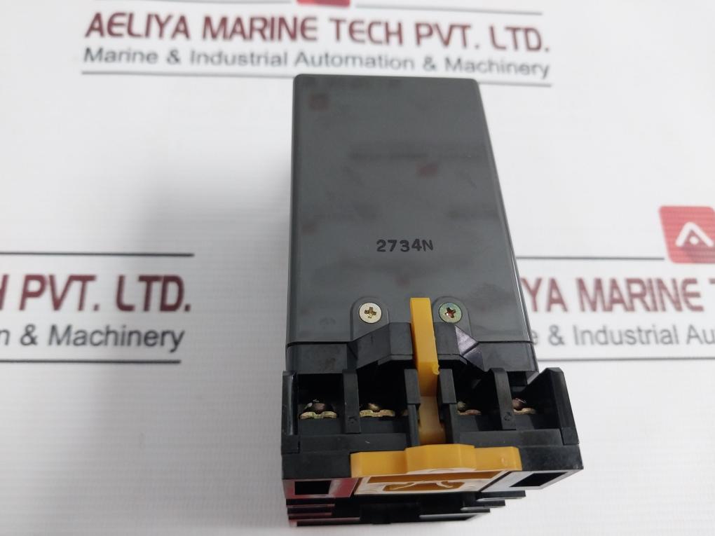 Omron Stp-nm Subminy Timer With Base 8Pfa 0-30/36Seconds 200V 50Hz 200/220V 60Hz